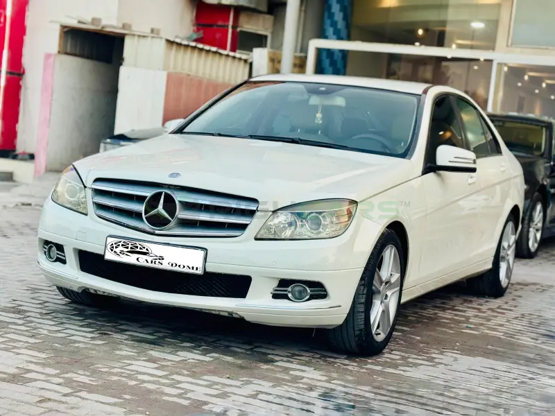  Mercedes-Benz C 